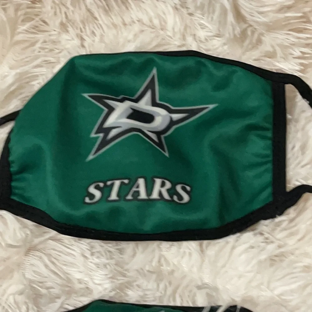 New set/2 Dallas Stars face masks